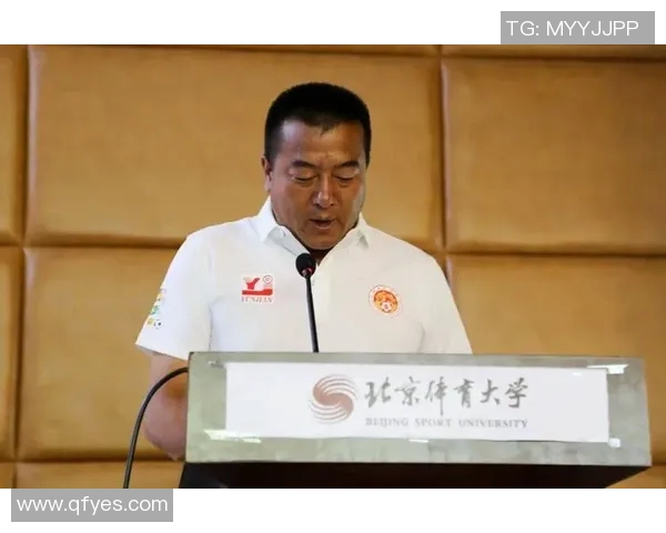 提升足球教练员专业素养的系统培训课程与发展路径探讨 提升足球教练员专业素养的系统培训课程与发展路径探讨